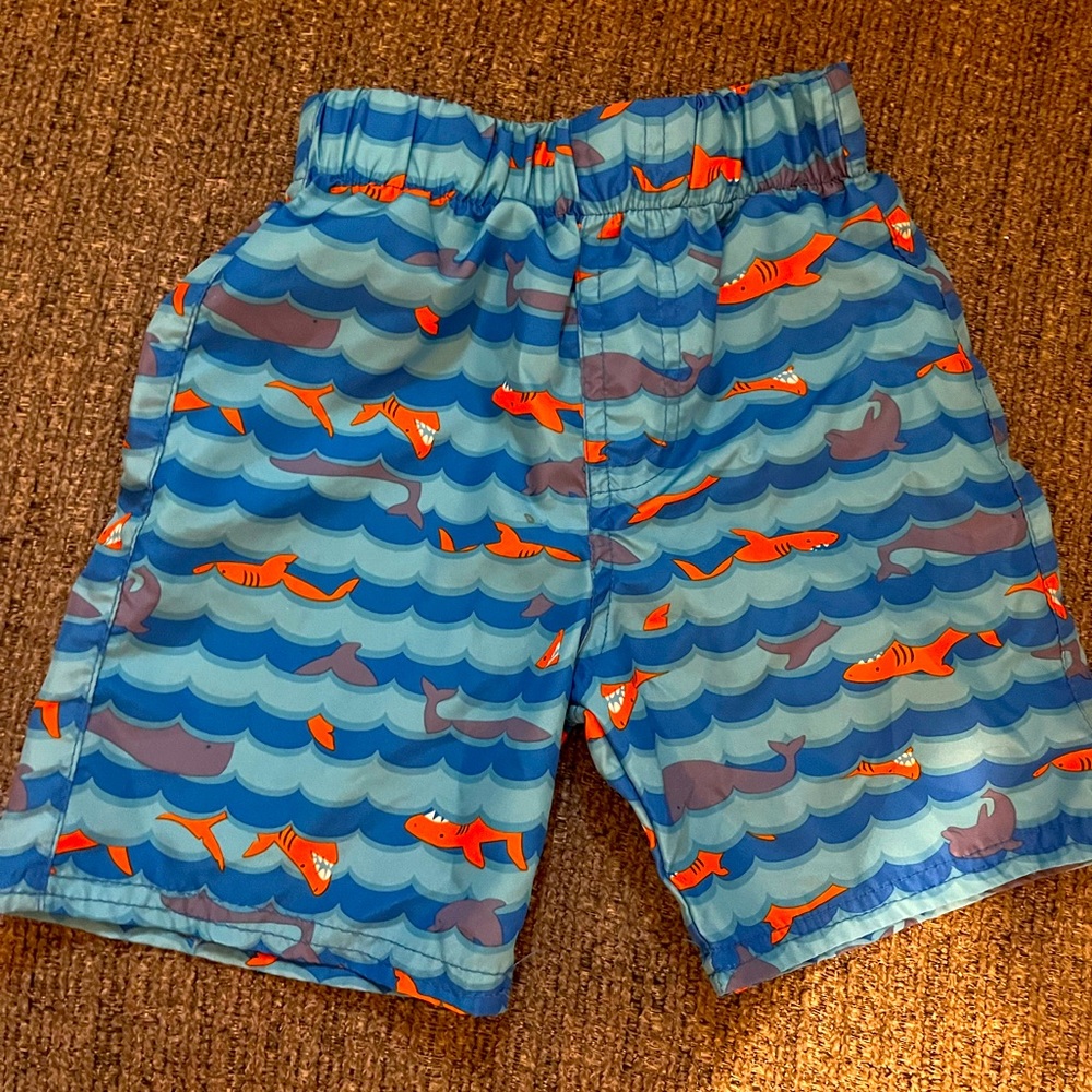 Toddler boys 18m swim trunks.